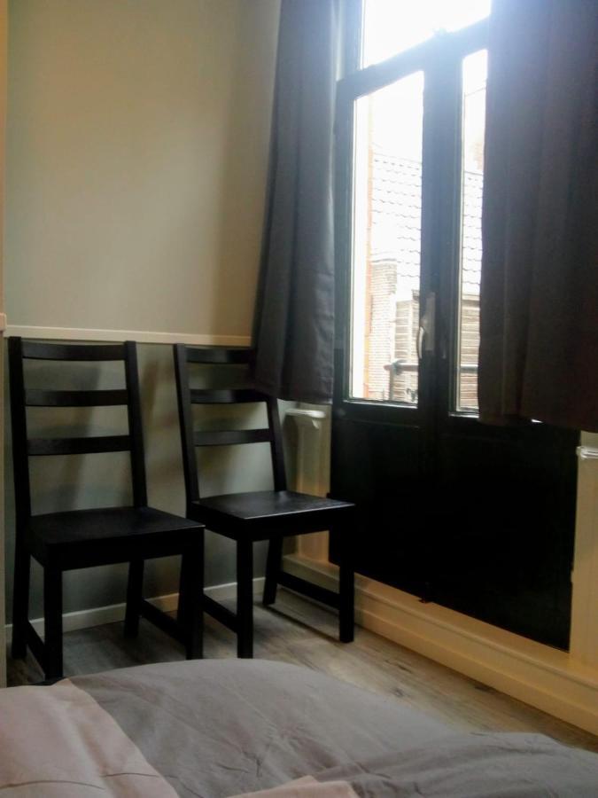 אמסטרדם Aldo, Not For Parties, Not A Hotel, Room With Shared Bathroom, No Kitchen מראה חיצוני תמונה